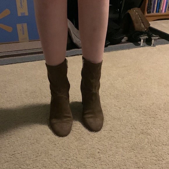 Metaphor heeled brown boots with zipper - Picture 6 of 6